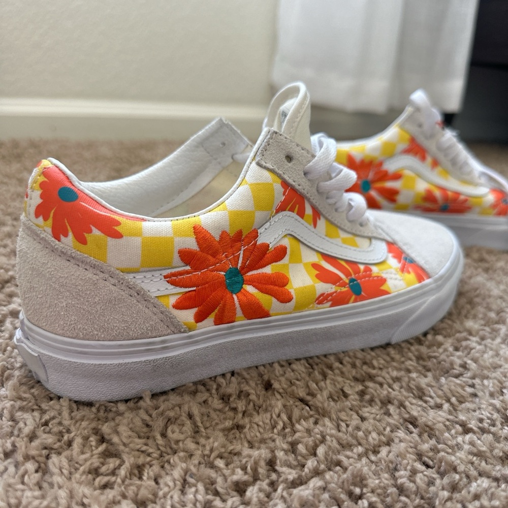 Vans Old Skool Floral Checkerboard Sneakers, Women's Size 6 - Tan Yellow